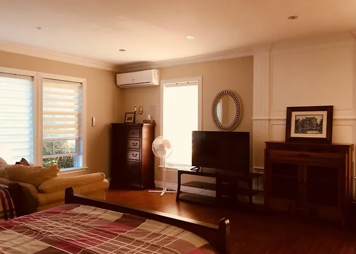 Seaview White House Bed & Breakfast Stratford