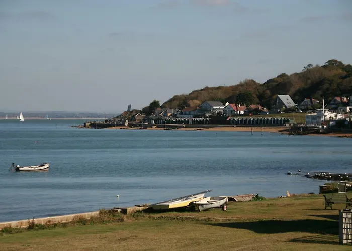 The Little Gloster Bed & Breakfast Gurnard