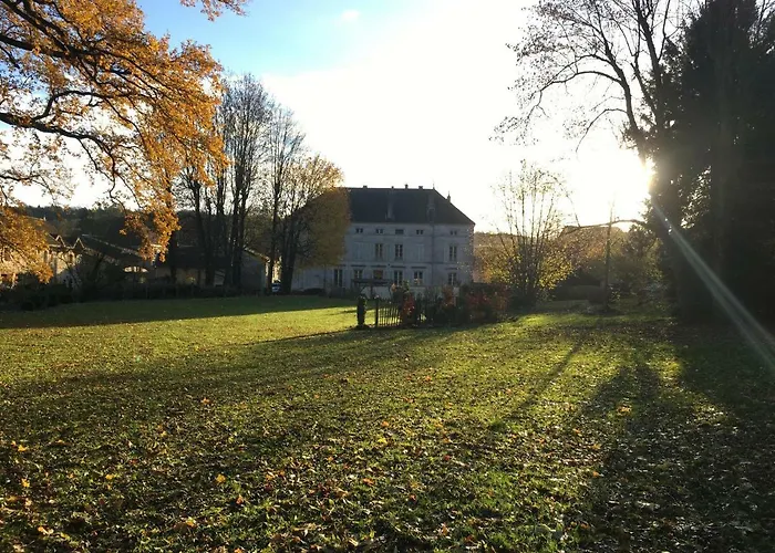 Joie De Vivre Acomodação com café da manhã Doulevant-le-Château