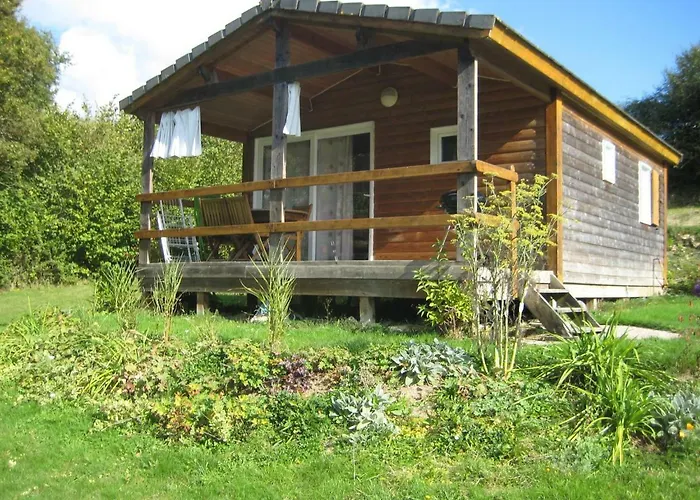 Bed and breakfast Les chalets de Chalaux