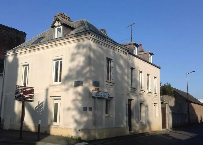 Alex Guest House Dozulé