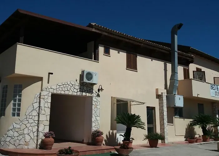 Bed and Breakfast Il Piccolo Nido Borgo Montenero