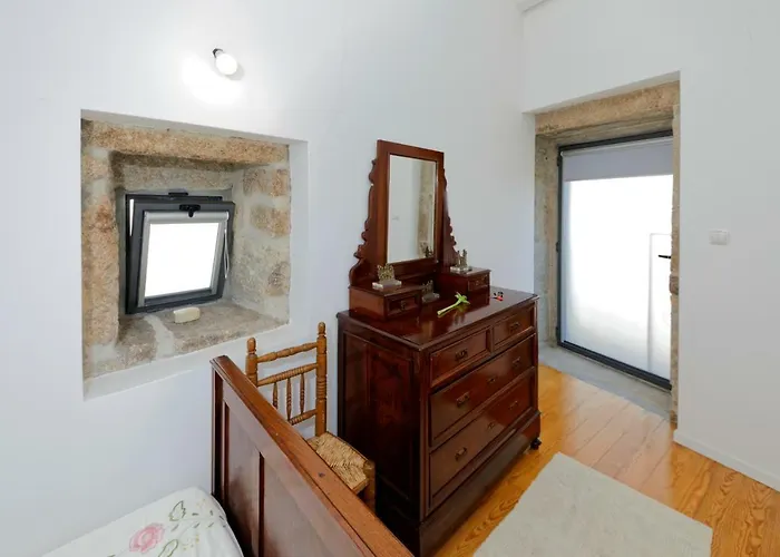 Antiga "Casa Do Porco" Acomodação com café da manhã Viseu