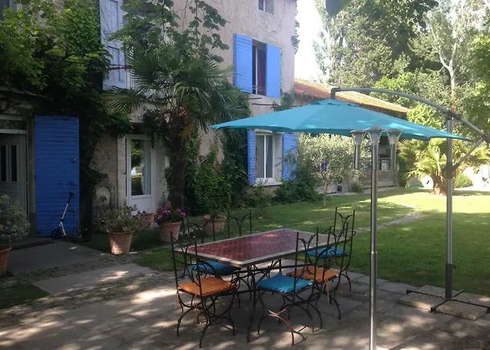 Le Mas des Platanes Entraigues-sur-la-Sorgue