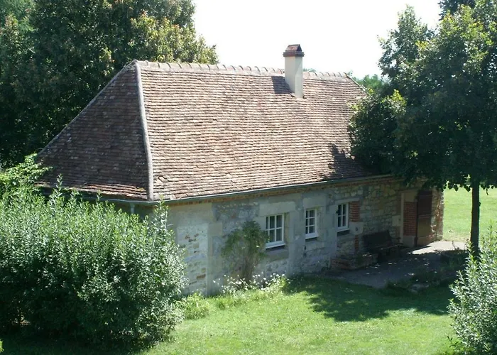 Chambres D'Hotes Domaine Du Bourg Gannay-sur-Loire