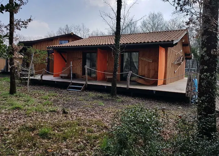 Au Bois Flotte Bed and Breakfast Hourtin