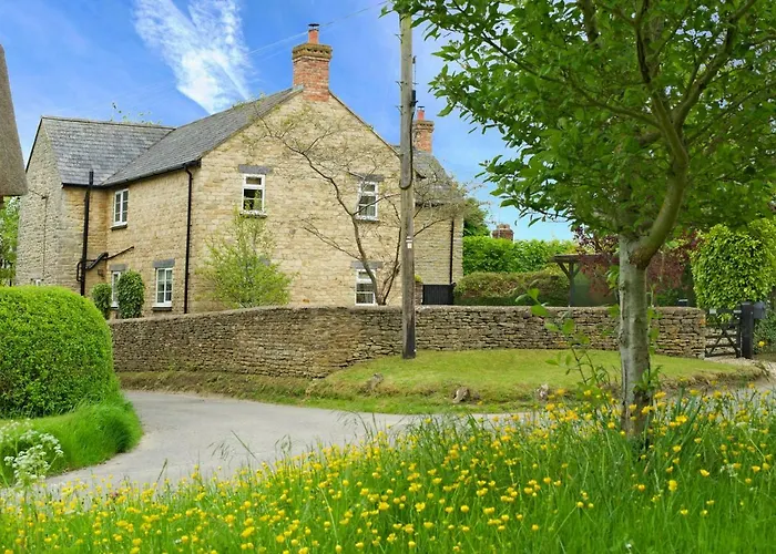 Brook Farm Cottage