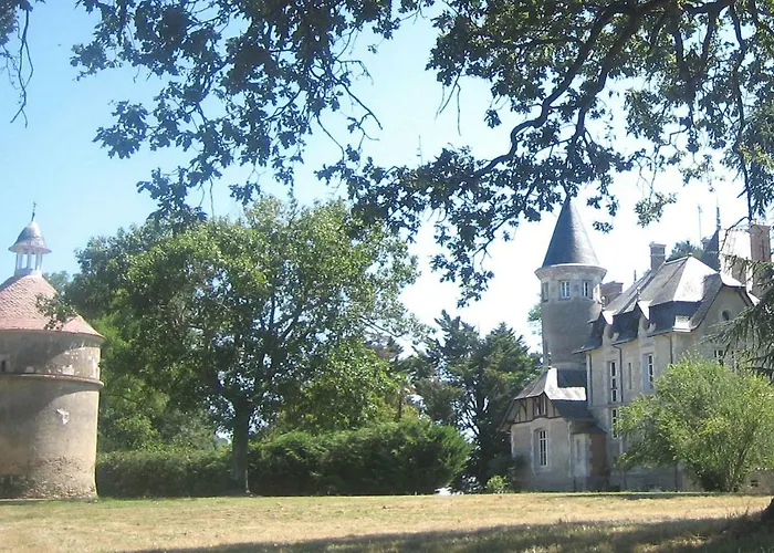 Chateau Breduriere Moutiers-sur-le-Lay