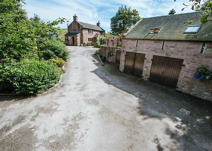 Hen Cloud Cottage Upper Hulme