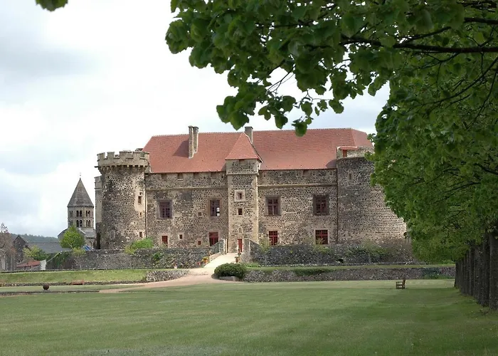 Château royal de Saint-Saturnin