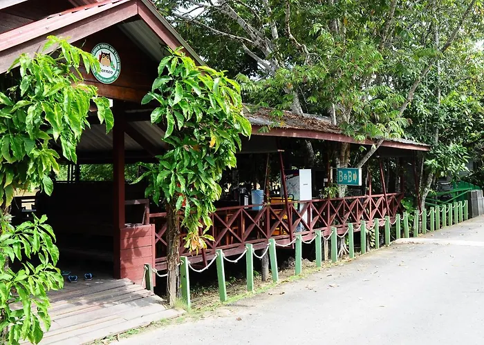 Sukau Greenview Lodge