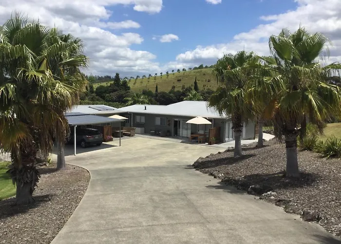 Pukeko Nest Bed & Breakfast Russell