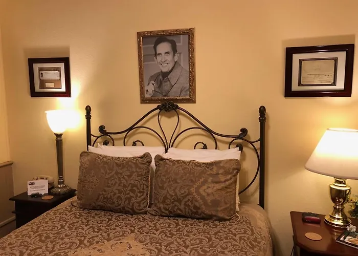 Carr Manor Bed & Breakfast Cripple Creek