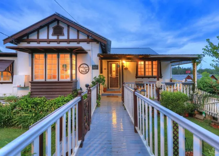 Andavine House - Bed & Breakfast