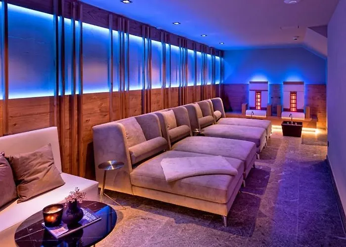 Skilodge Oberlech