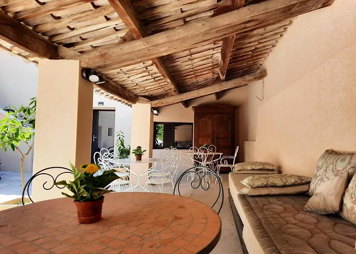 Maison d'hôtes 1800 Sainte-Cécile-les-Vignes