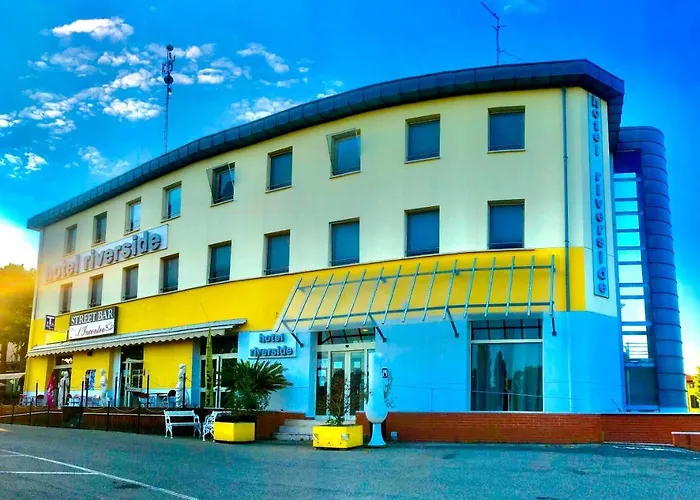 Hotel Riverside